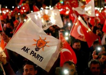 İktidara yakın gazete duyurdu: AKP’de adaylık yarışı başladı