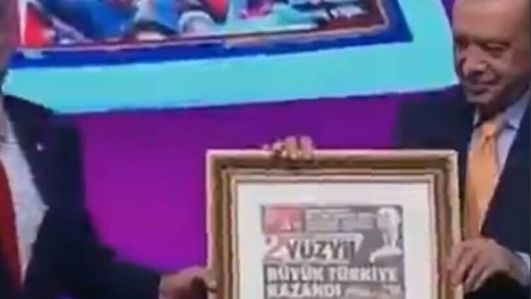 AKP ‘zafer gazetesine’ isim bulamadı, CHP’nin çıkardığı derginin ismini kullandı