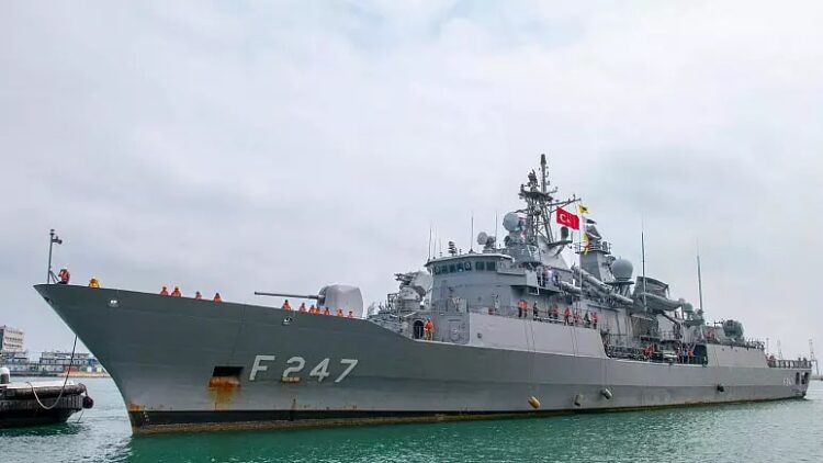 2010 yılından sonra ilk: Türk savaş gemisi İsrail limanına demir attı