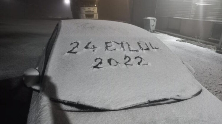 Mevsimin ilk karı yağdı