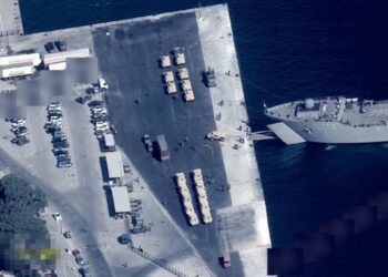 “Yunanistan, adalara silah sevkiyatı yapıyor” iddiası