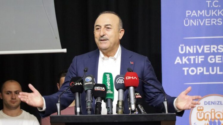 Çavuşoğlu’ndan ‘Kıbrıs’ mesajı: ‘Daha fazla güç ve silah göndereceğiz’