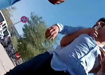 Canlı yayında İHA muhabirine saldırı