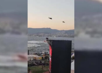 Helikopterler zeybek oynadı