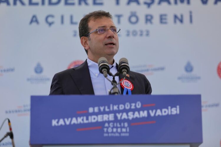 İmamoğlu sert konuştu: ‘Mahkeme ile engellemeye çalışanlar asla başaramayacak’