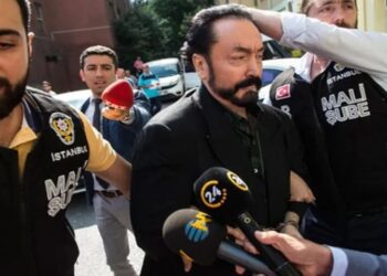 Adnan Oktar savcıyla tartıştı: ‘Savunma mı yapıyorsunuz propaganda mı?’