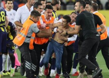 Beşiktaşlı futbolculara saldıran şahısa istenilen hapis cezası belli oldu