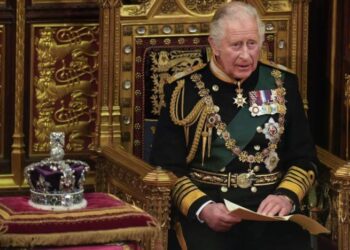 Charles Windsor, İngiltere Kralı ilan edildi