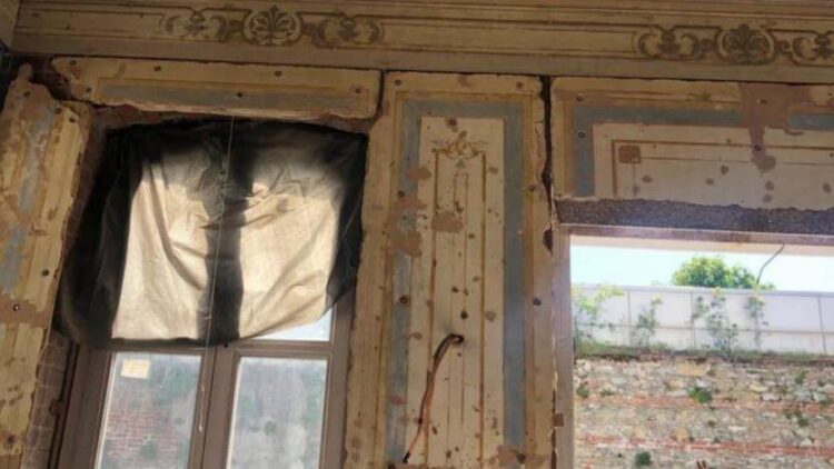 İşte Hazine’ye devredilen yalıların çürümeye terk edilmiş halleri