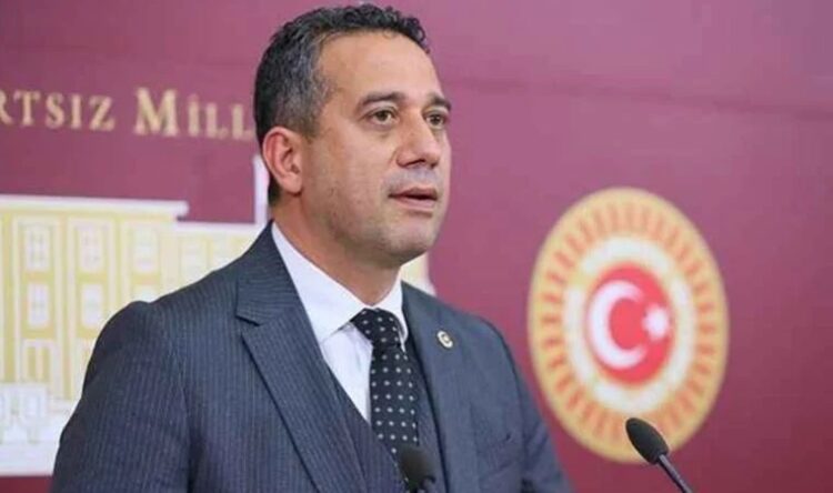 Başarır, Taşkesenlioğlu’na sordu: ‘Başka hangi vatandaşlığa sahipsiniz?’