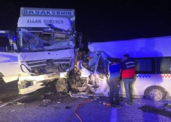 Sivas-Malatya yolunda katliam gibi kaza! Çok sayıda ölü ve yaralı var…