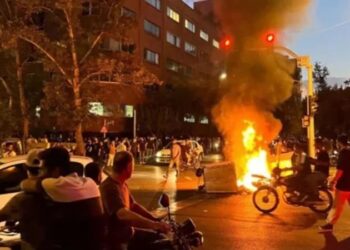 ‘Susmazsak, bize tecavüz edeceklerini söylediler’