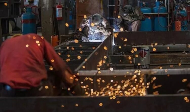 Ekonomik güvende bir adım ilerleme yok