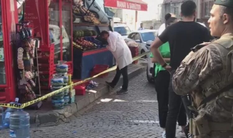 İstanbul’da polislere silahlı saldırı!