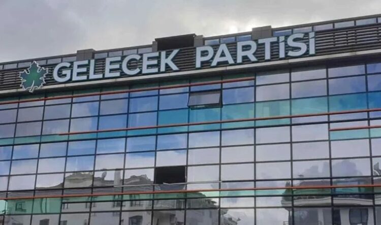 Gelecek Partisi’nde toplu istifa