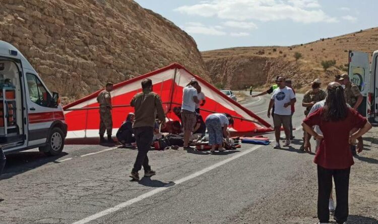 Yamaç paraşütü kazası: Hayatını kaybedenler var