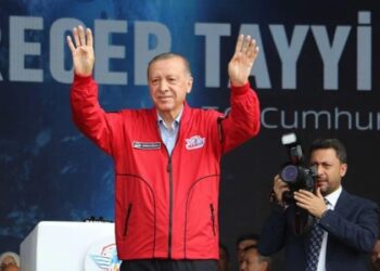 CHP’den Erdoğan’a Yunanistan tepkisi: ‘Adalar sen şarkı söylerken işgal edildi’