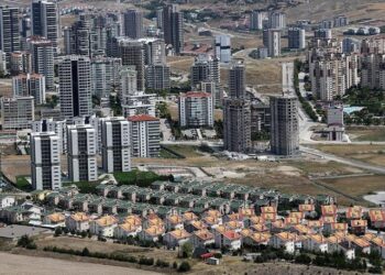 CHP’li Sümer: 27 bin 456 yabancıya konut alımı sonrası vatandaşlık verildi