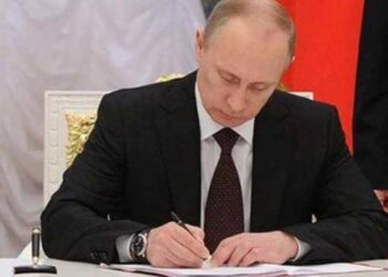 Dünya’nın gözü Rusya’daydı, Putin gece yarısı imzaladı