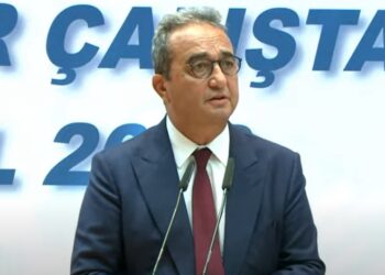 CHP’den Berlin çıkarması: “Uygar dünya ile eklemlenen bir Türkiye’yi kurmak gibi bir görevimiz var.”