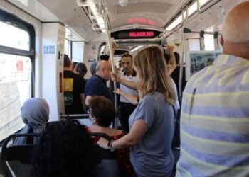 Otobüs ve tramvaylar kış tarifesine geçiyor