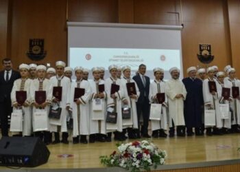 Erbaş, ‘kurumla bağı yok’ dediği Mustafa Demirkan’la bir araya geldi