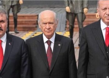 ‘AKP’ye oy isteyemem’ dedi, partisinden istifa etti