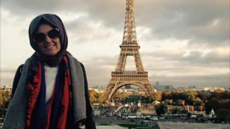 Kedi satan kız TOKi’ye atandı