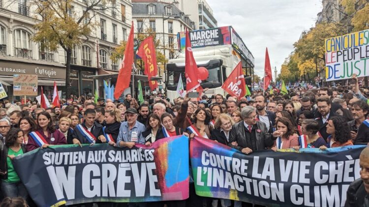 Fransa’da binlerce kişi hayat pahalılığını protesto etti