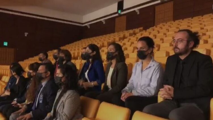 Parlamento muhabirlerinden Sansür Yasası’na protesto