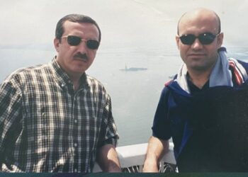 Turhan Çömez, siyasete geri dönüyor! İşte katılacağı parti…