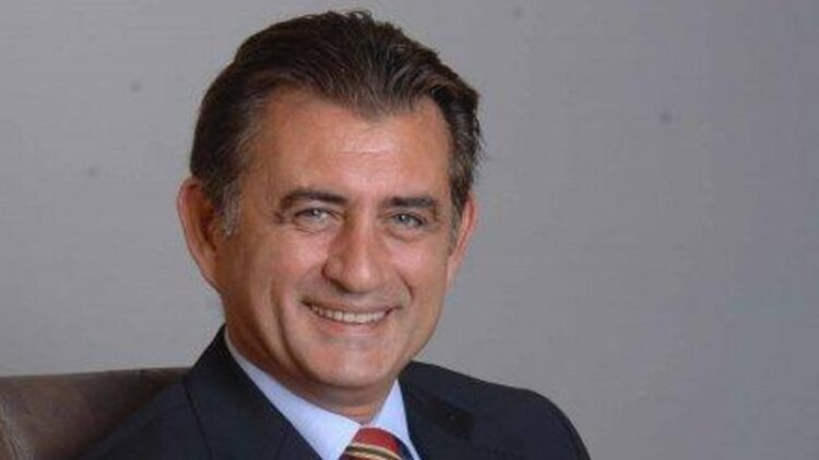 Korkusuz yazarı Ümit Zileli gözaltına alındı