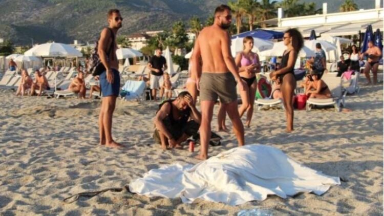 Antalya’da boğulan eşeğe suni teneffüs: Sahibi sarılarak ağladı