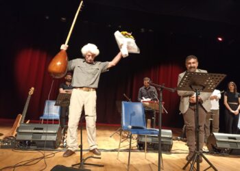 Usta sanatçı Sadık Gürbüz sevenleriyle buluştu