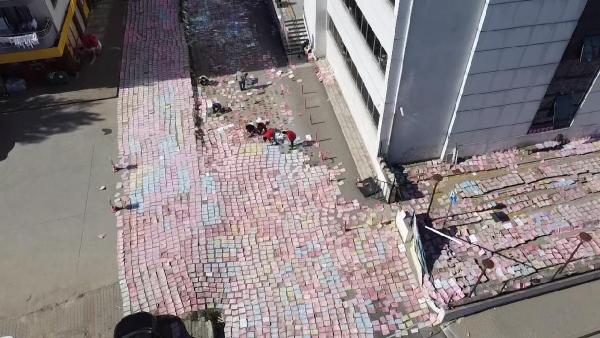 Selde ıslanan SGK dosyaları güneşe serildi