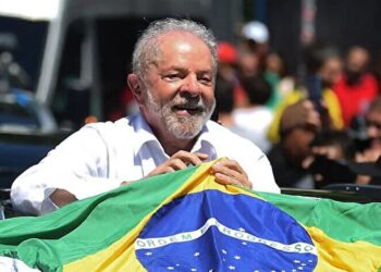 Lula Brezilya’da devlet başkanlığı seçimini kazandı