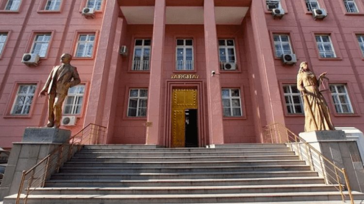 ‘Yargıtay üyesi, odasında cinsel ilişki sırasında yakalandı’