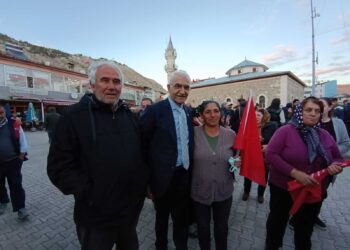 Kılıçdaroğlu’nun ziyaret ettiği ilçede çiftçi ve esnaf isyan etti