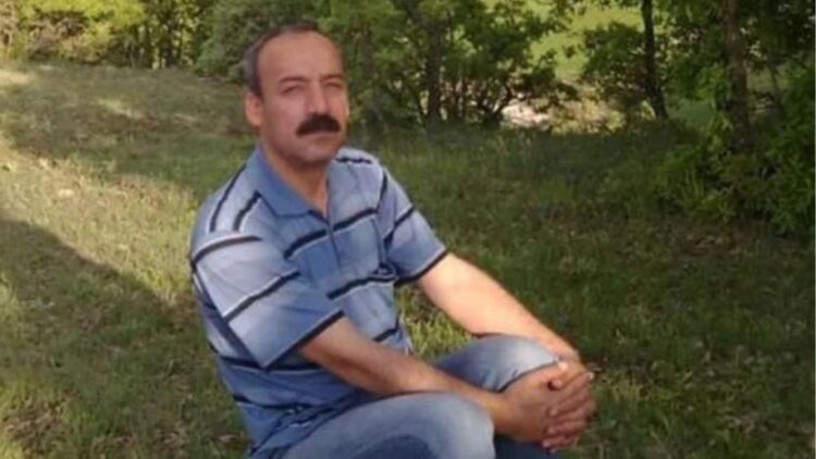 Düşen kovandan çıkan arıların soktuğu arıcı öldü