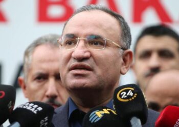 Bakan Bozdağ, AKP’den istifalara ilişkin yaptığı paylaşımlarını sildi