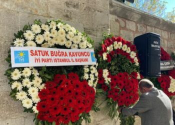 Polis cenazesinde çelenk krizi: Kaftancıoğlu’nun adını söktüler