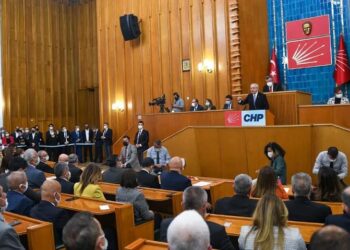 Kılıçdaroğlu ilk grup toplantısında sadece gençleri ağırlayacak