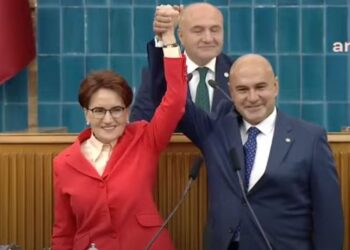 Turhan Çömez, İYİ Parti’ye katıldı