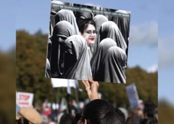 İran’da ‘intihar etti’ denilen 16 yaşındaki Nika öldürülmüş