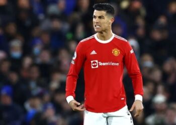 Cristiano Ronaldo imkansızları yapıyor! 7. kez dalga…