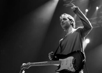 Duman, konser gelirini madenci ailelerine bağışlayacak