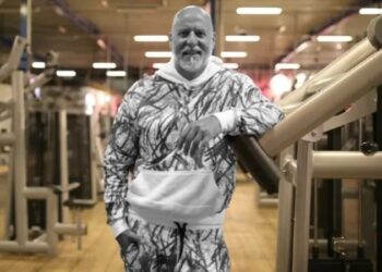 Uçağa ait düşünülen kalıntılar bulundu… Ünlü milyoner kayboldu