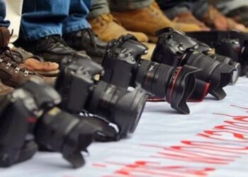 211 edebiyatçıdan ‘sansür yasası’na karşı ortak açıklama