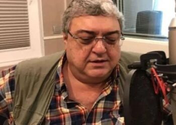 Ünlü seslendirme sanatçısı Ayhan Kahya yaşamını yitirdi