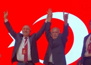 53 yıllık partisinden ayrıldı, Zafer Partisi’ne geçti